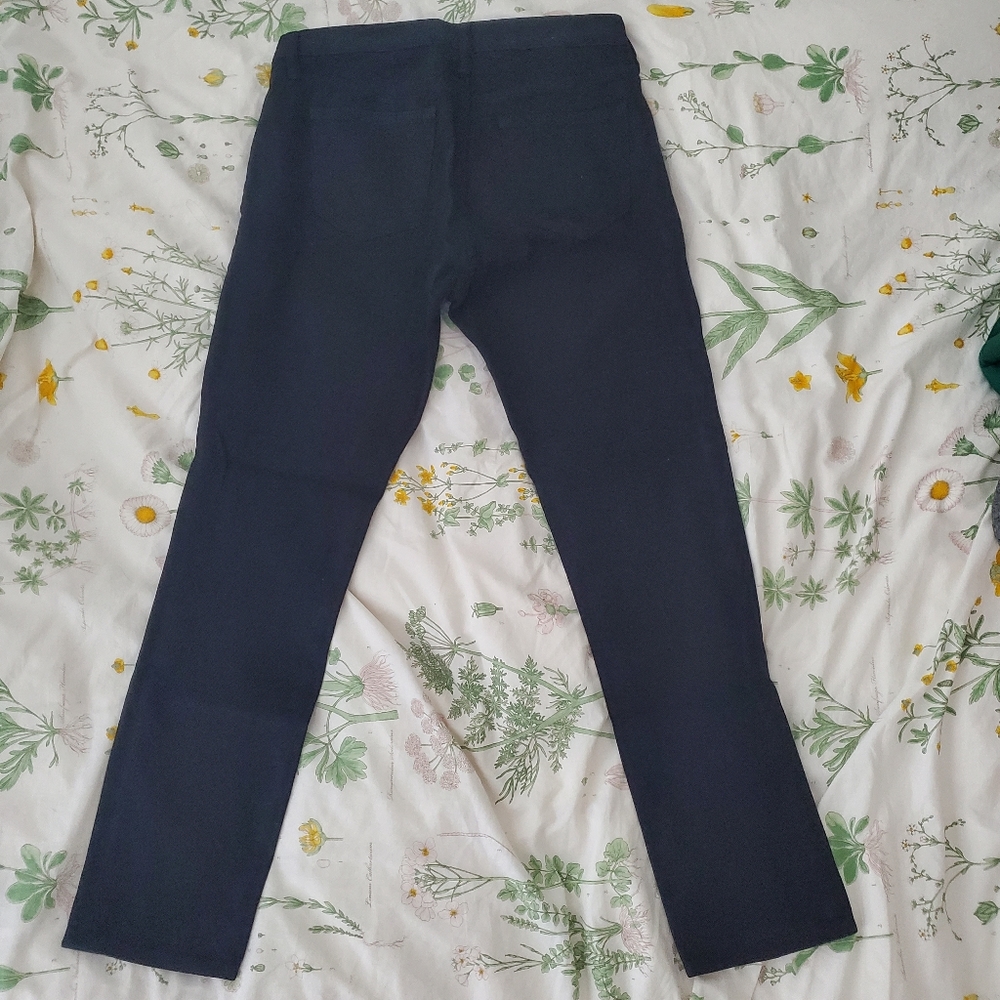 GAP girlfriend jeans (sz 27) - Picture 3 of 7